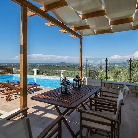 Villa Clairy 3-bedroom With Private Pool Pandokrátor