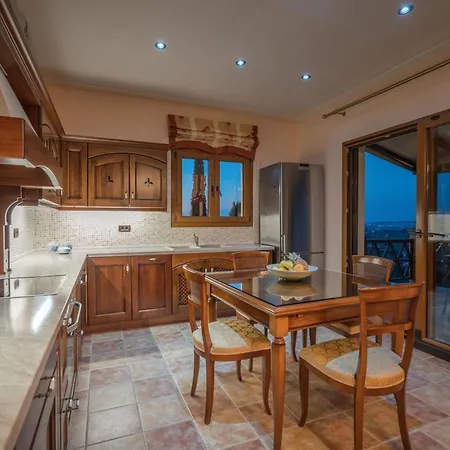 Villa Clairy 3-bedroom With Private Pool Pandokrátor