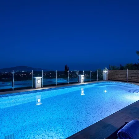 Clairy 3-bedroom With Private Pool Villa Pandokrátor