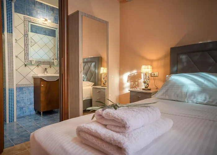 Clairy 3-bedroom With Private Pool * Pandokrátor