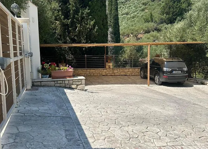 Clairy 3-bedroom With Private Pool