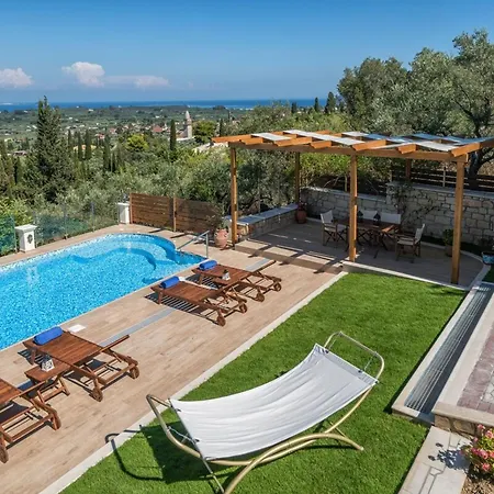 Clairy 3-bedroom With Private Pool Pandokrátor