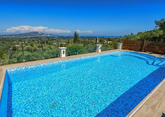 Clairy 3-bedroom With Private Pool Villa Pandokrátor
